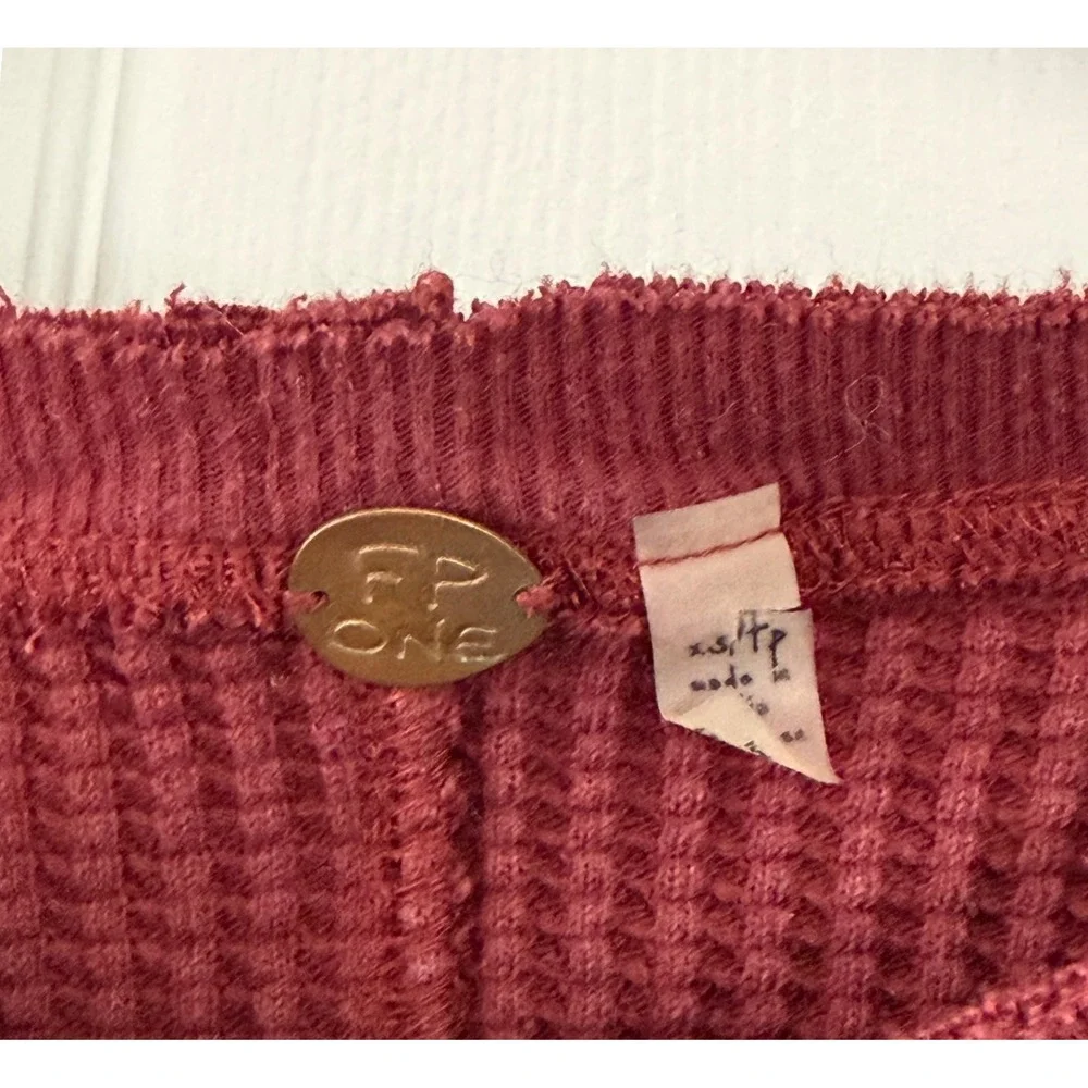 Free People FP One Raven Burgundy Thermal Waffle Knit Crochet Lace Top XS Boho